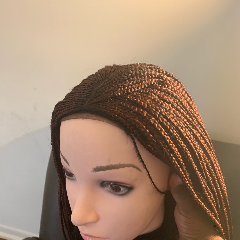 Braided wig - Picture 7 of 8